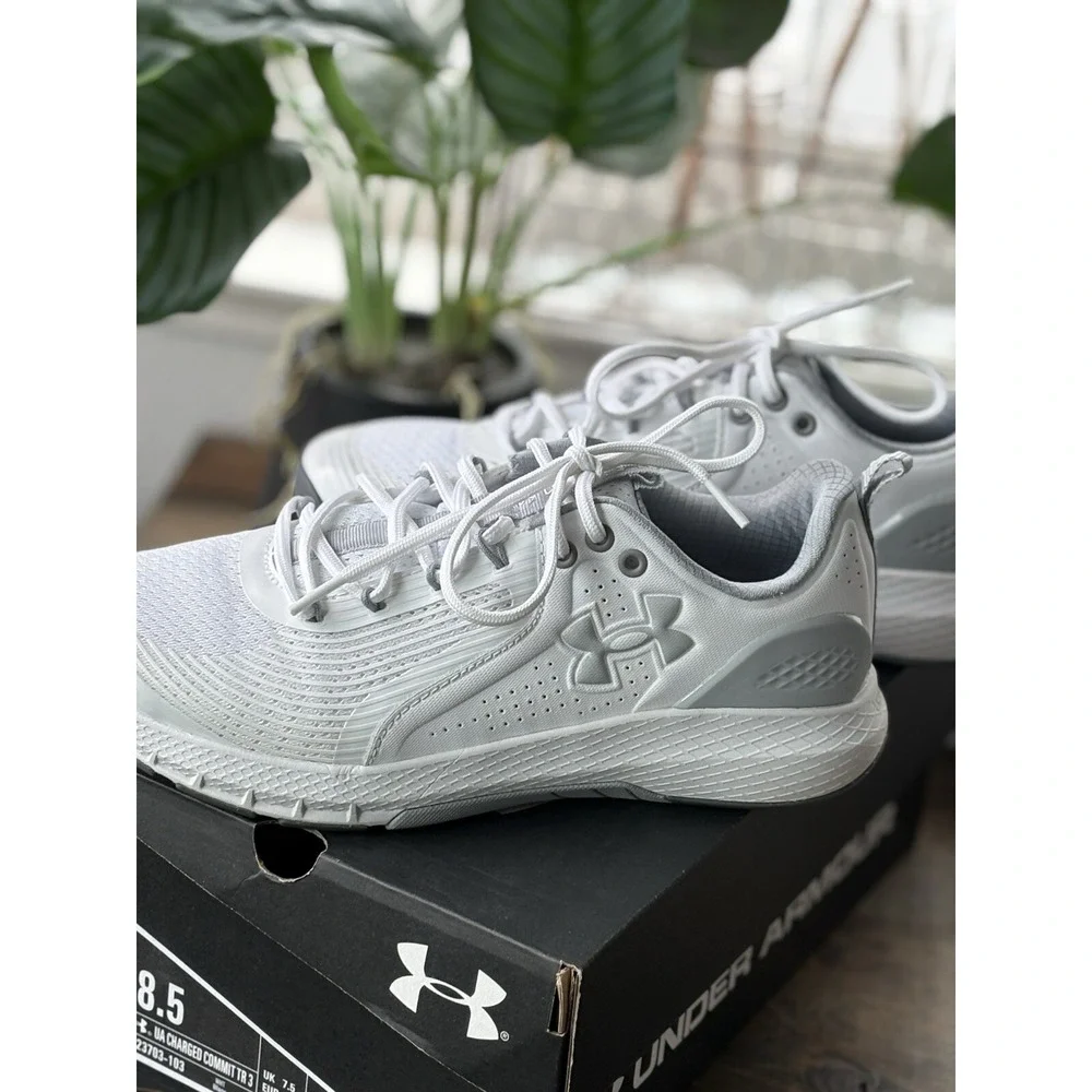 Under Armour Charged Commit TR 3 White Mod Grey 8.5